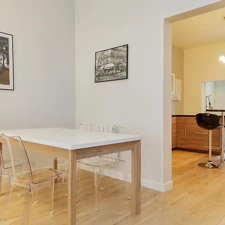 St Martin Apartment Paris